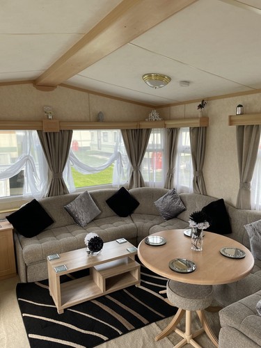 Berth caravan for hire - 6,