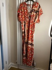 Boohoo Bold Red Black Floral