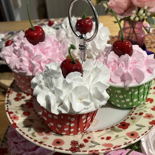 Fake cakes cupcakes - x, 4