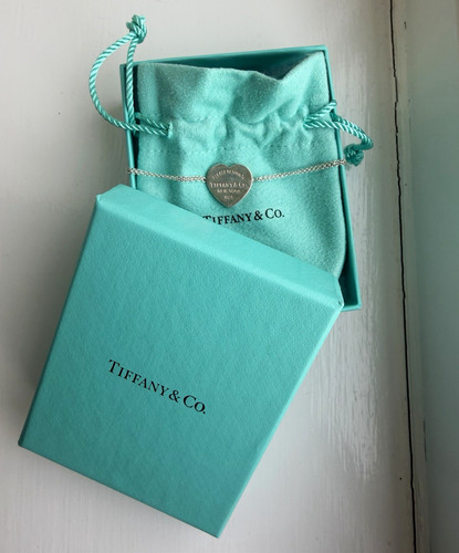 Tiffany return to - &,