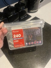 Prestige Icicle Lights Led Cool White 240 Lights