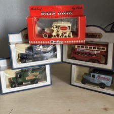 5 VINTAGE LLEDO MODELS OF DAYS