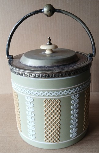 Wedgwood tri coloured dipped - tri,