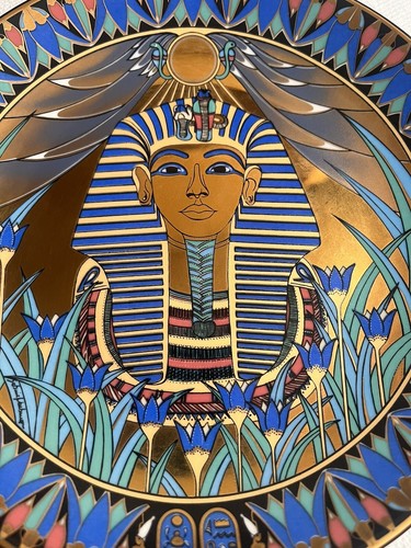 The golden mask - the, tutankhamun