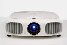 Epson EH-TW6100 W White Wireless HDMI connect 3D Full HD 1080p Cinema Projector