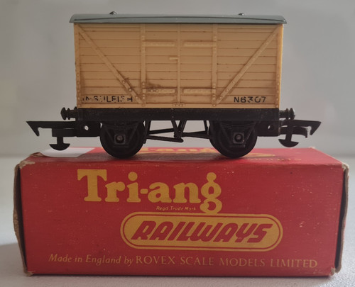 Tri ang r14 fish - van, boxed