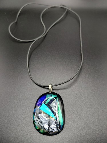 Dichroic style resin pendant - style,