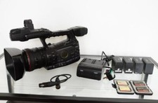 Canon XF305 HD camcorder + 18x
