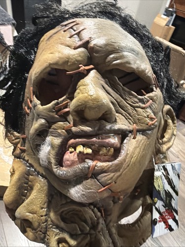 Leatherface texas chainsaw - ,