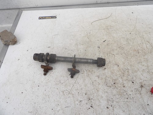 Bsa b25s rear spindle - b25s,
