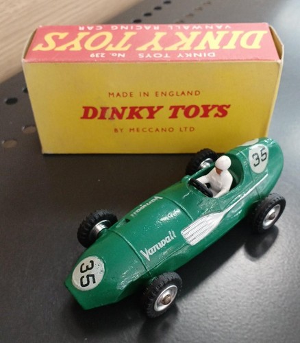 Vanwall model 239 - vanwall, dinky