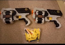 Foam Shooter Toy Guns X 2 Plus Discs And Pellets Great Condition