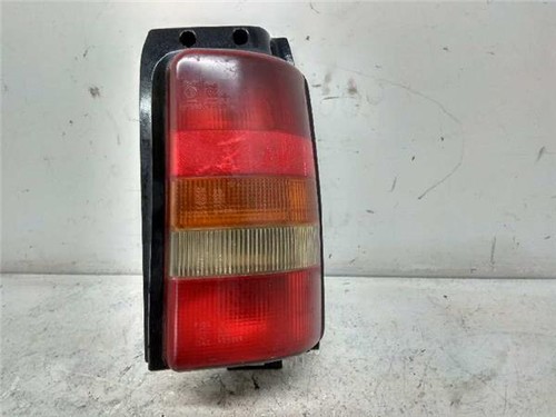 Rear right light chrysler - rear,