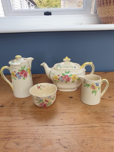 Royal doulton henley - royal, tea