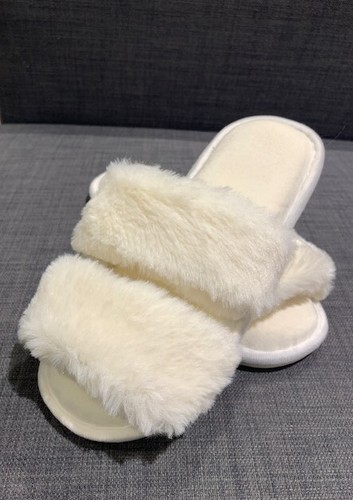 New women twin - new, fluffy