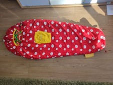 Outwell Kids Sleeping Bag Red and White Spots, Flower Design, 5ft Length