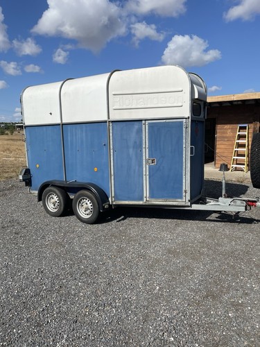 Richardson two horse - two, trailer