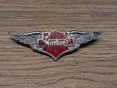 Norton motorcycle pin badge - norton,