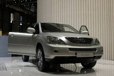 Lexus RX 400h The World's