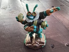 SKYLANDERS SUPERCHARGERS THRILLIPEDE FIGURE VGC