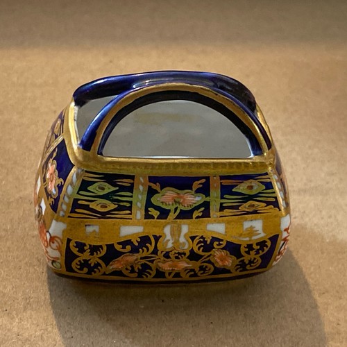 Royal crown derby miniature - derby,
