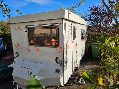 1990 gobur t - 12/2, carousel