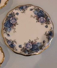 Royal Albert Moonlight Rose