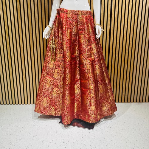 Maroon ornamental paisley - maroon,
