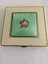 VINTAGE SHIELDS MINT GREEN