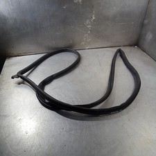 VW Touareg 7L 3.0V6 TDi 2003-2010 Bonnet Hood Rubber Weather Seal Gasket