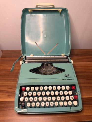 Smith corona typewriter - corona,