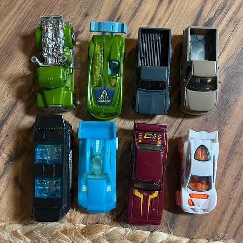 Hot wheels car - 8,