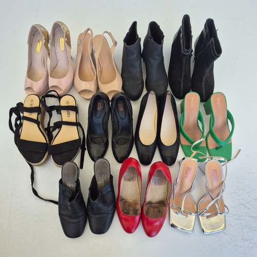 Shoe bundle size 5 heels - shoe,