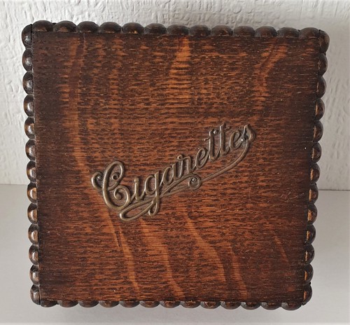 Vintage wooden cigarette box - wooden,