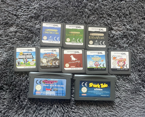 Nintendo game lot including