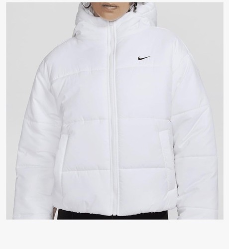 Nwt women size nike - women's,