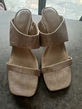 gold sparkly wedge sandals Size 7 