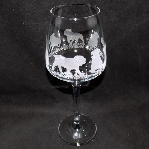 Engraved british bulldog - 'british, dog