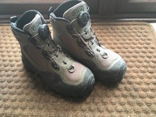 Orvis Boa Pivot Wading Boot US Size7 with Vibram Sole Never Worn 