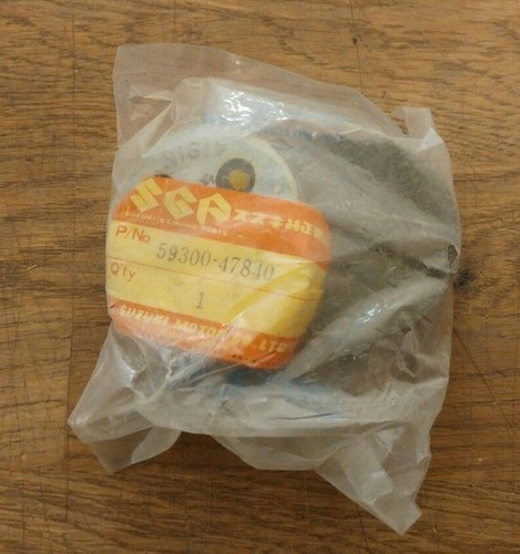 59300 47840 suzuki brake pads - 59300-47840,