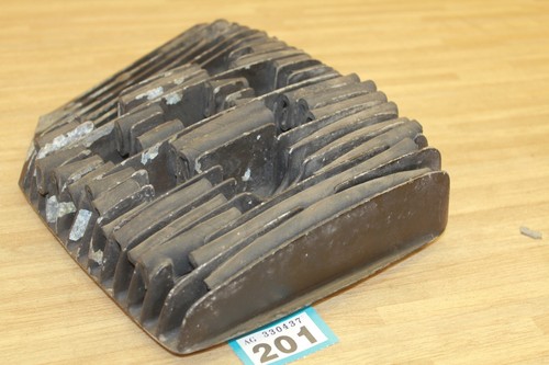 Can 250 cylinder head - can,