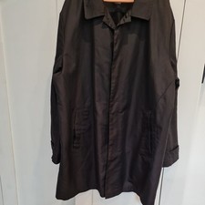 Thomas Nash, Used Shower Coat