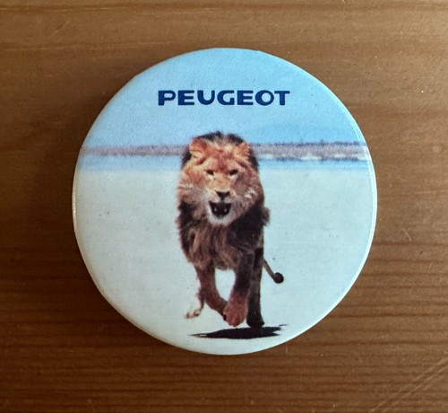 Peugeot lion tin - tin, badge