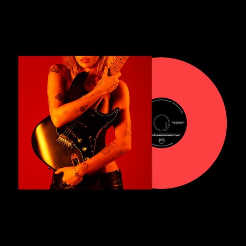 Miley cyrus bass persuades - cyrus,
