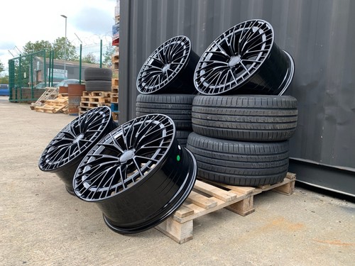Mercedes e class black - 4x, 20"