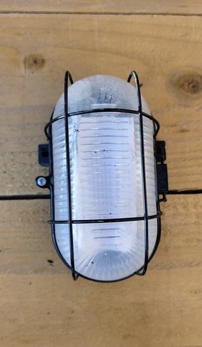 Bulkhead bulk head wall - head,