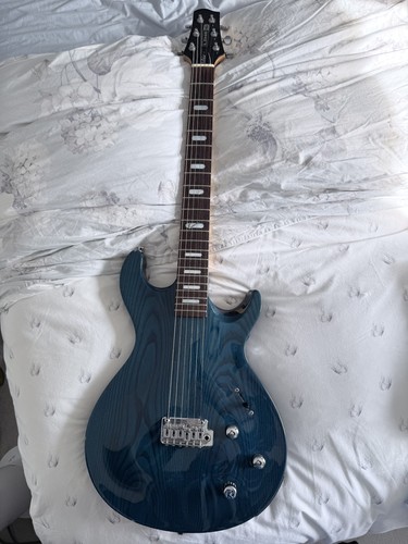 Line variax 700 guitar made - variax,