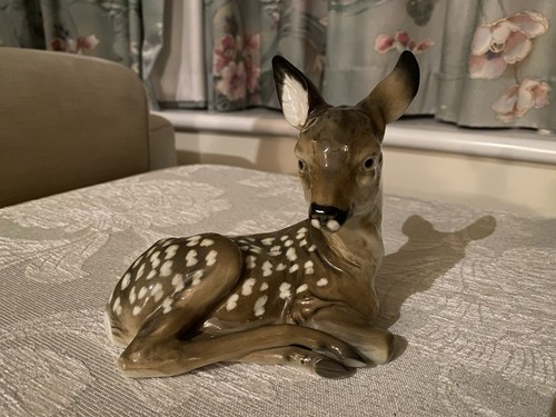 Fawn deer vintage collectible - deer,