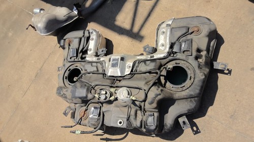 Used fuel tank - fits:, jeep
