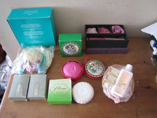 Vintage avon cosmetic soaps - vintage,